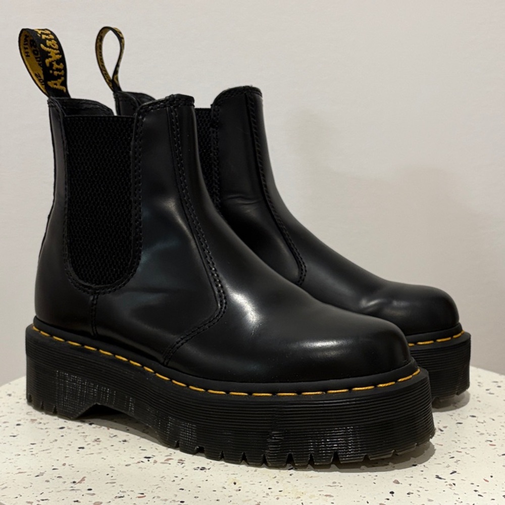 NWOT Dr. Martens Black Platform Chelsea Boots